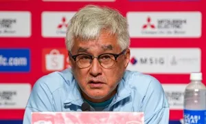 HLV Ogura: 'Singapore có sẵn phương án đối phó Xuân Son' HLV Ogura: 'Singapore có sẵn phương án đối phó Xuân Son'