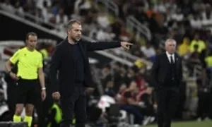 Flick: 'Đoàn kết là bí quyết chiến thắng của Barca' Flick: 'Đoàn kết là bí quyết chiến thắng của Barca'