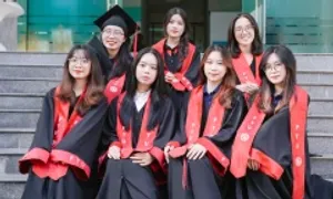 Hơn 600 học sinh giỏi quốc gia đỗ thẳng vào Đại học Ngoại thương Hơn 600 học sinh giỏi quốc gia đỗ thẳng vào Đại học Ngoại thương
