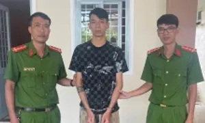 Nghi can đâm trọng thương tài xế, cướp xe máy Nghi can đâm trọng thương tài xế, cướp xe máy